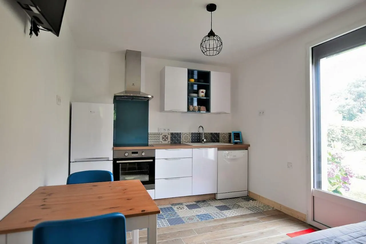 Appartement Cosy Avec Terrasse Bagneres-de-Bigorre